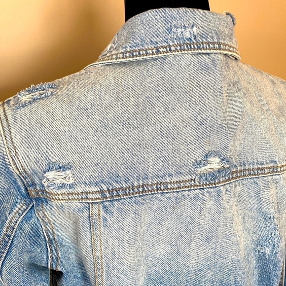 **premium Denim** Hidden distressed light wash structured Jean jacket - Picture 7 of 9